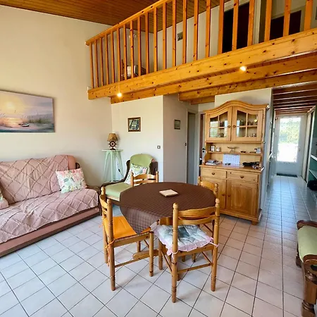 Hébergement de vacances Maison Avec Jardinet, 2 Chambres, Parking, Proche Et Centre - Fr-1-231-334