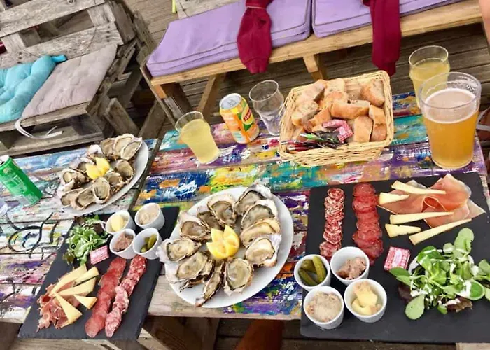 Maison Avec Jardinet, 2 Chambres, Parking, Proche Et Centre - Fr-1-231-334