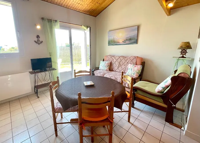 Maison Avec Jardinet, 2 Chambres, Parking, Proche Et Centre - Fr-1-231-334 Brem-Sur-Mer