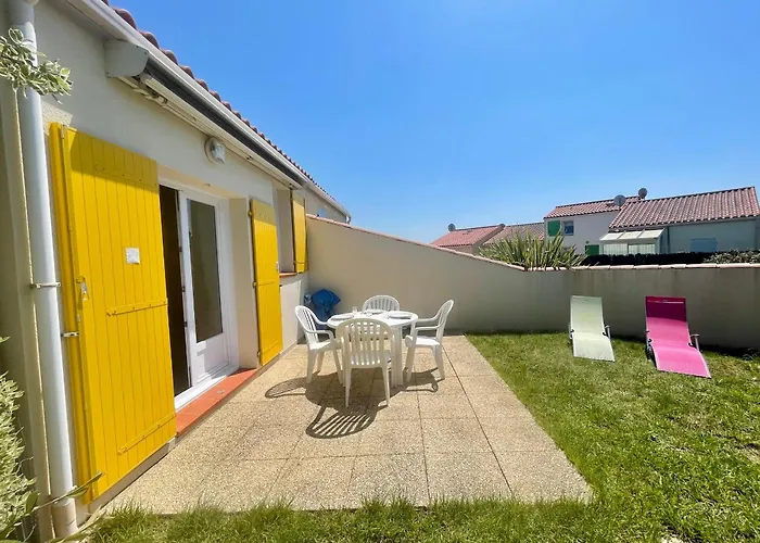 Casa vacanze Maison Avec Jardinet, 2 Chambres, Parking, Proche Et Centre - Fr-1-231-334 *