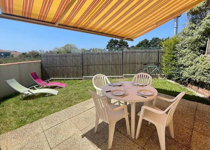 Casa vacanze Maison Avec Jardinet, 2 Chambres, Parking, Proche Et Centre - Fr-1-231-334